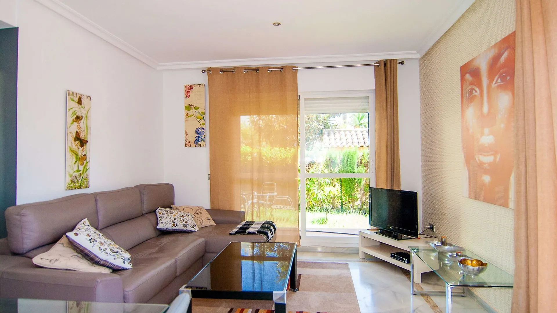 Oleholidays Apartamento Lorcrimar II Marbella Spain