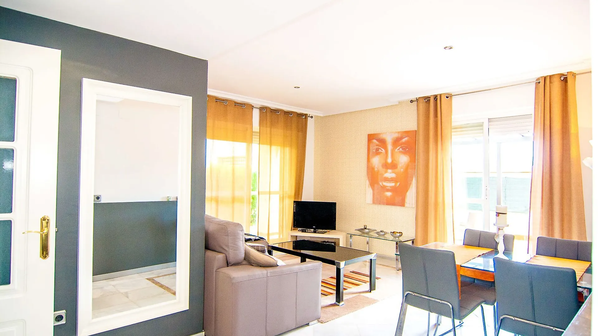 Apartment Oleholidays Apartamento Lorcrimar II Marbella Spain